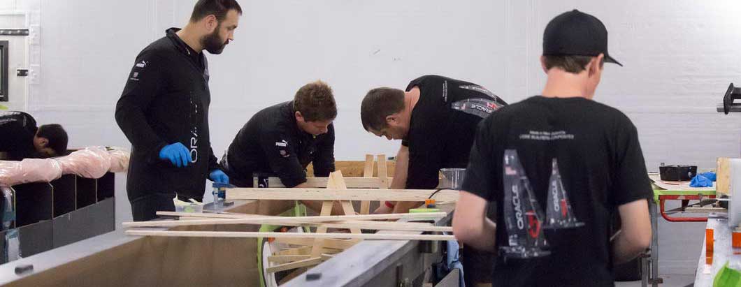 apprentices-composite-boat-building-americas-cup